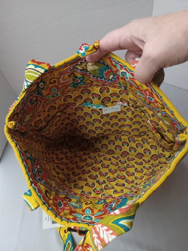 Bolso de Mano Vera Bradley Provenzal Toggel Botón Nuevo con Etiquetas Foto 4 de 4
