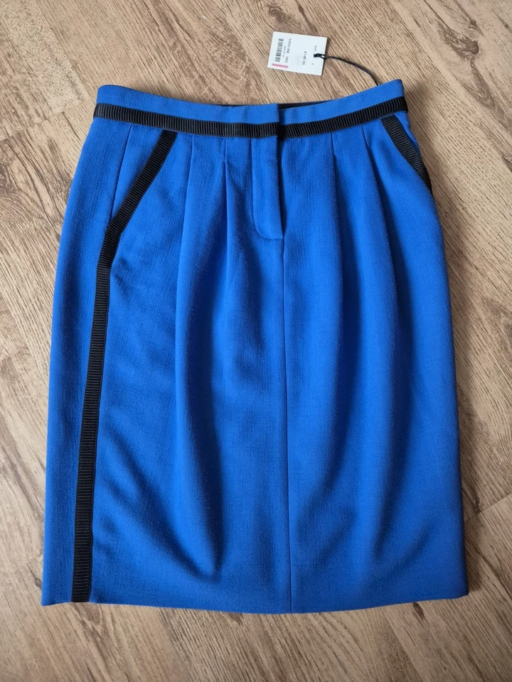 Jaeger Women's Size 8, 94% Virgin Wool Fully Lined Blue Skirt With Pockets BNWT - Image 2 of 4