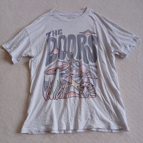 the doors band tee shirt mushrooms trippy psychedelic rock 70s grunge xs aeo
