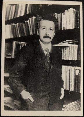 Albert Einstein, Berlin, 1916 - Postcard
