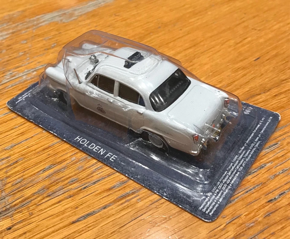 p 336 - Modello scala 1/43 - Automobile HOLDEN FE - NSW POLICE - Immagine 2 di 4