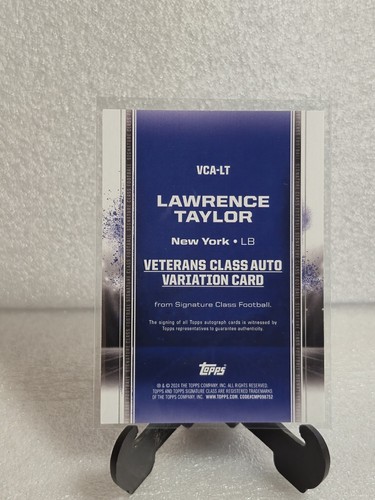 Lawrence Taylor 2024 Topps Signature Class Veterans Purple Auto /100 #VCA-LT - Picture 7 of 7