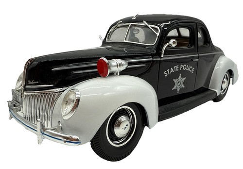 Maisto State Police Car Special Edition 1939 Ford Deluxe 1:18 Diecast - sehr schön