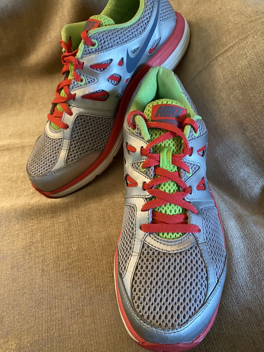 NIKE DUAL FUSION LITE RUNNING SHOE WOMENS SIZE SILVER/GREEN/PINK