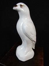 Beautiful Vintage Ceramic White & Gold Eagle  Figurine