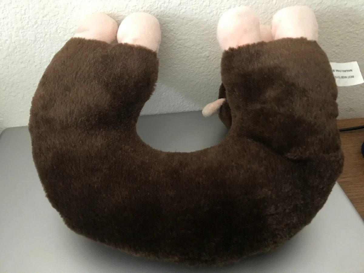Polyester fiber neck clearance pillow