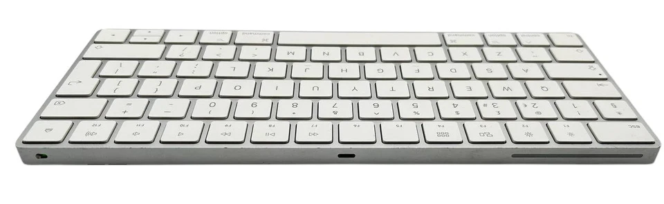 Apple Magic Keyboard A1644 Wireless Bluetooth Tastatur -QWERTY UK – Weiß – Gebr - Bild 4 von 4