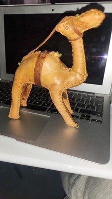 Vintage Kamel handgenäht Stofftier Leder Figur Volkskunst