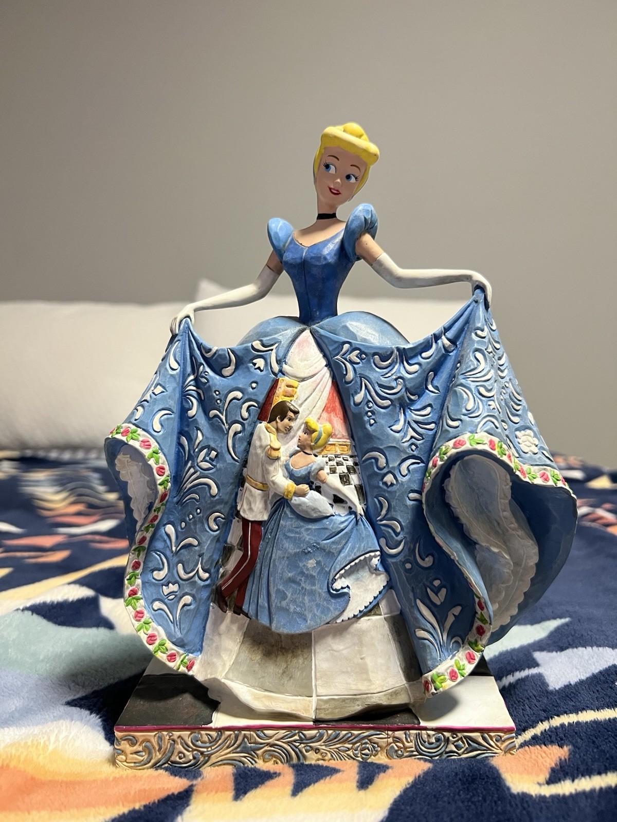 Walt Disney Showcase Collection Romantic Waltz