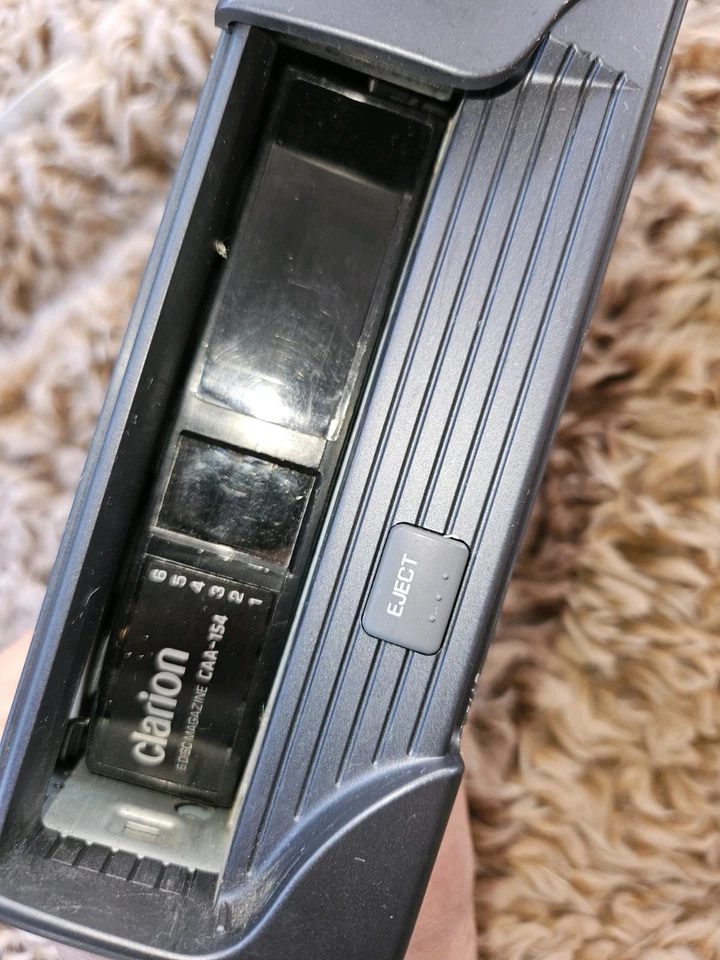 Cambiador de CD de audio digital Clarion CDC605/6 discos. Audio profesional SIN PROBAR Foto 2 de 4