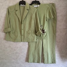 Alfred Dunner Petite 3 Piece Pant Suit Sage Green Embroidered Sweater 8P/PM/12P
