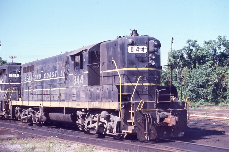 MS ORIGINAL SLIDE SCL SEABOARD COAST LINE GP7 #844 - GREENVILLE SC 1978