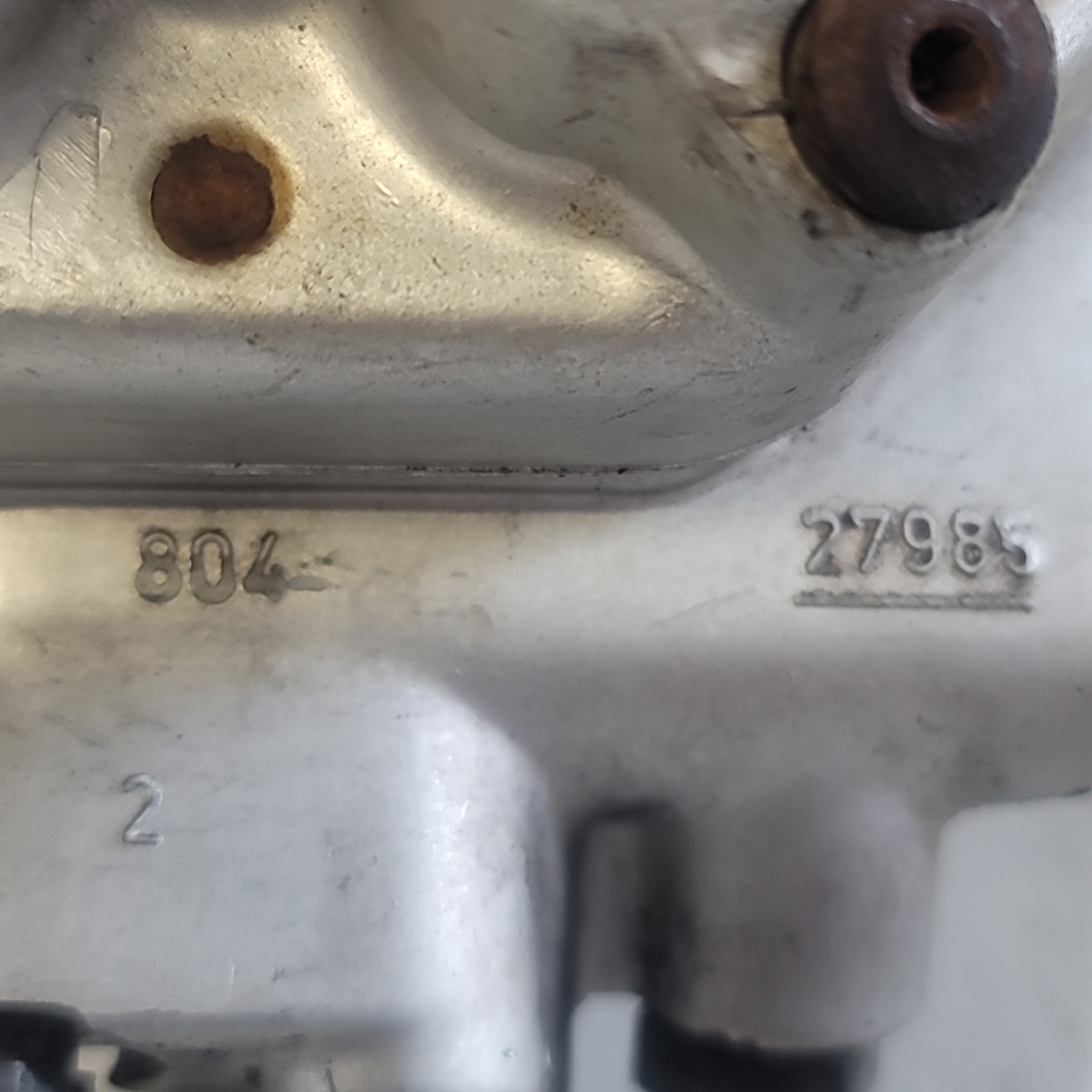 Rolls-Royce Silver Spur 1980-1989 Fuel distributor P/N 0438100090