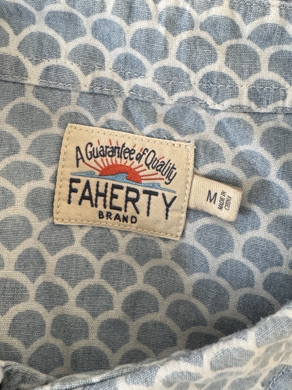 Faherty Mens Medium Button Down Fish Scale Short … - image 11