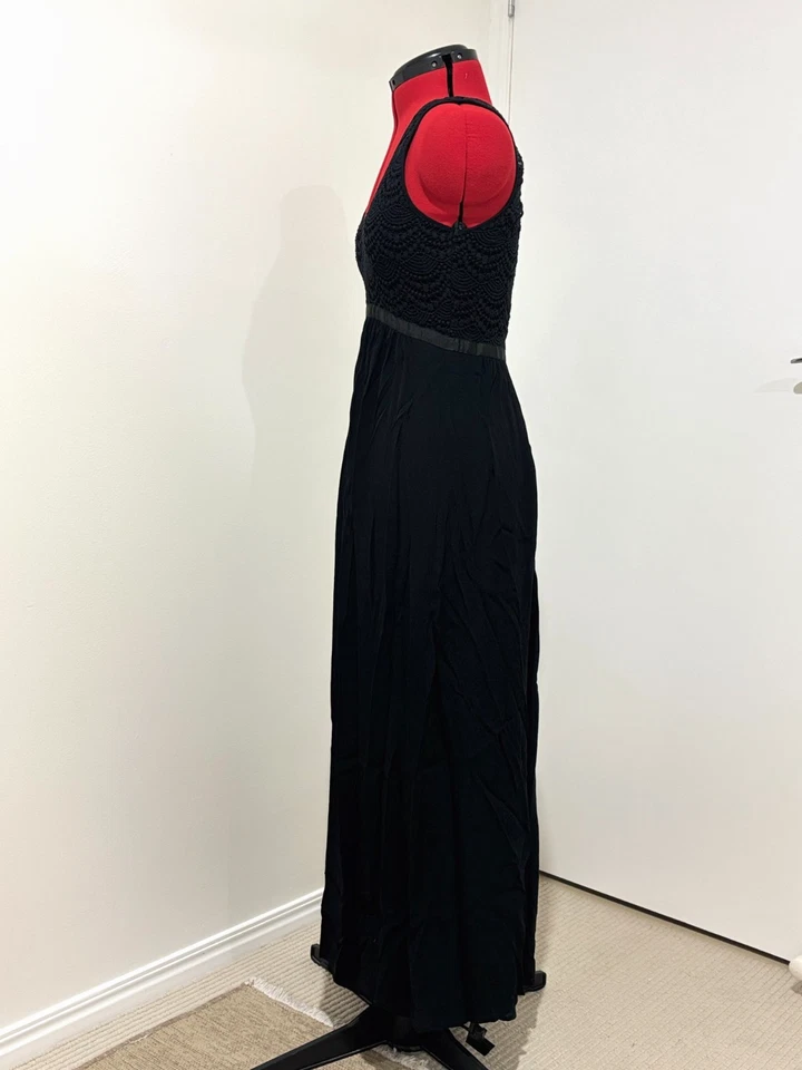 Wish maxi dress Womens Size 12 black lace sleeveless round Neckline weddings - image 4 of 4