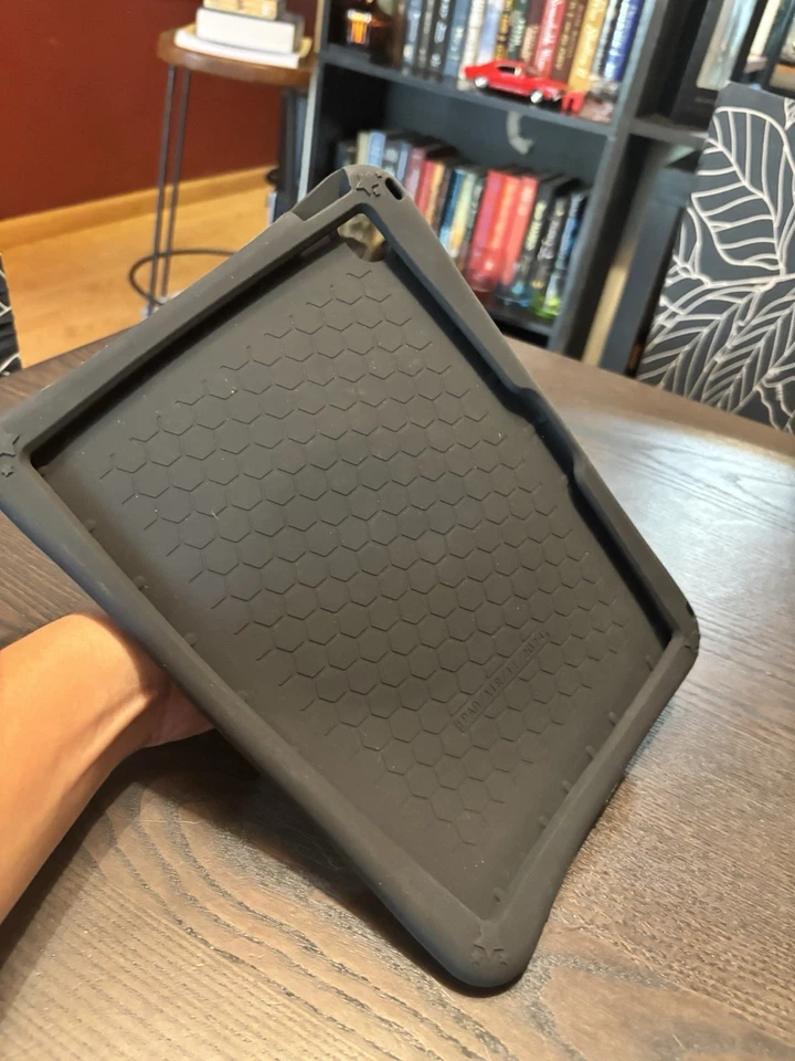 Ipad Air 11 2024 Hello Kitty Case - Image 3 of 4