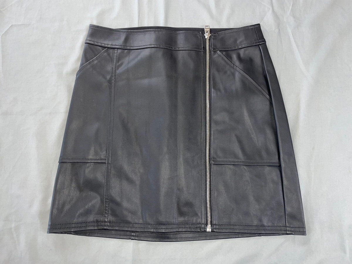 Express Open Zipper Faux Leather Mini Black, Women's Size NWT 