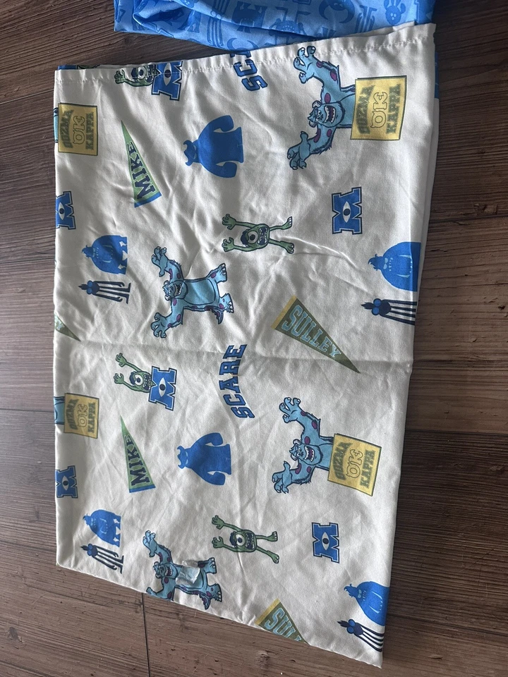 Disney Pixar MONSTERS Inc Monster University 2 piezas Juego de cuna/niño pequeño plano y ajustado Foto 3 de 3