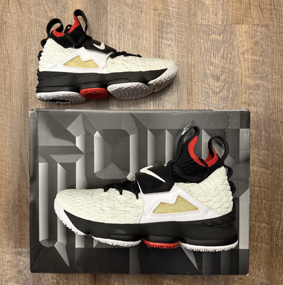 Nike LeBron 15 PE Diamond Turf for Sale | Authenticity Guaranteed