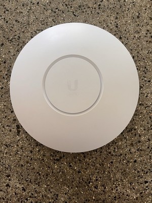 Ubiquiti UniFi 6 Enterprise (U6-Enterprise)