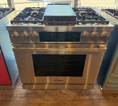 Dacor 36  Dual Fuel Range - HDPR36SNG