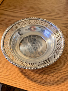 Dec 1950 6" wide Sterling Silver Pierced Bowl NY Columbia Co  Gadroon Edge