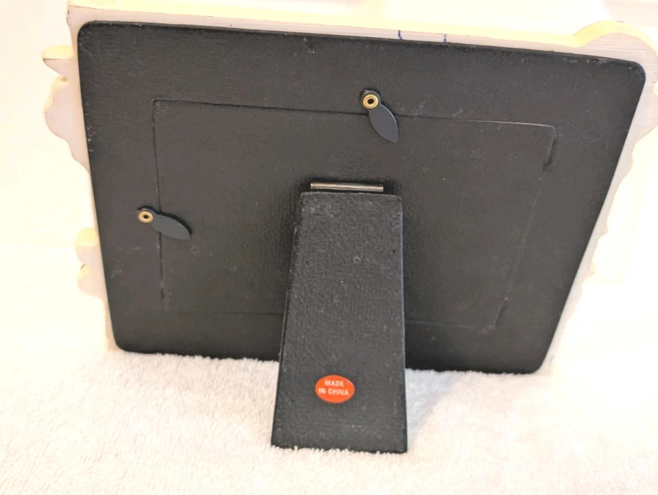 Scotts “ I Love My Grandma And Grandpa” Multi Color Picture Frame 3 1/2” x 5” - Image 2 of 3