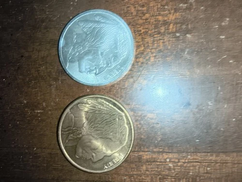 Buffalo 1 troy ounce .999 Fine Silver Round & Buffalo 1 Troy Oz Copper Round