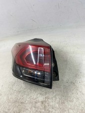 2017 Toyota Rav4 Left LH Tail Light Assembly Quarter Panel Mounted w/led