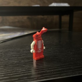 LEGO&reg; Ninjago Fangdam Minifigure Red 2 Headed Snake njo0048 Retired 2012 9445
