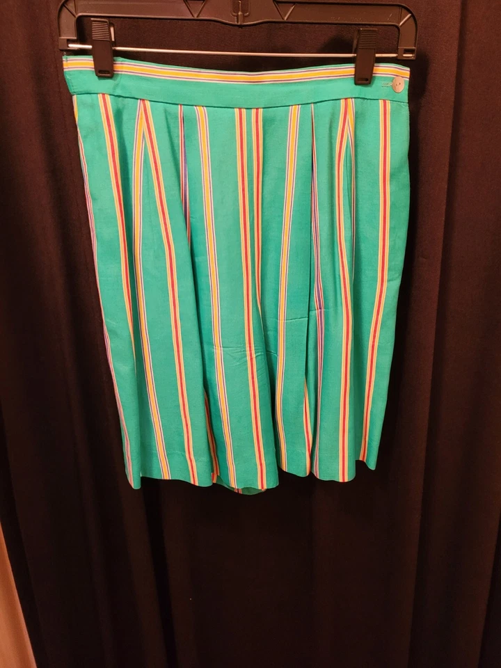 Pantalones cortos para mujer Susan Bristol talla 2 y top pequeño informal de esquina talla P Foto 3 de 4