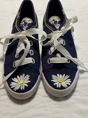 Keds Tennis shoes Women’s Girls Embroidered Daisies Kickstart sz EUC 