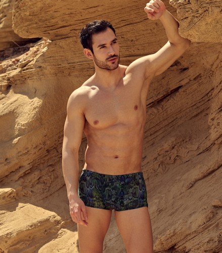 Traje de baño para hombre Kiniki Tan Through impermeable al sol, hipster corto. - Imagen 64 de 115