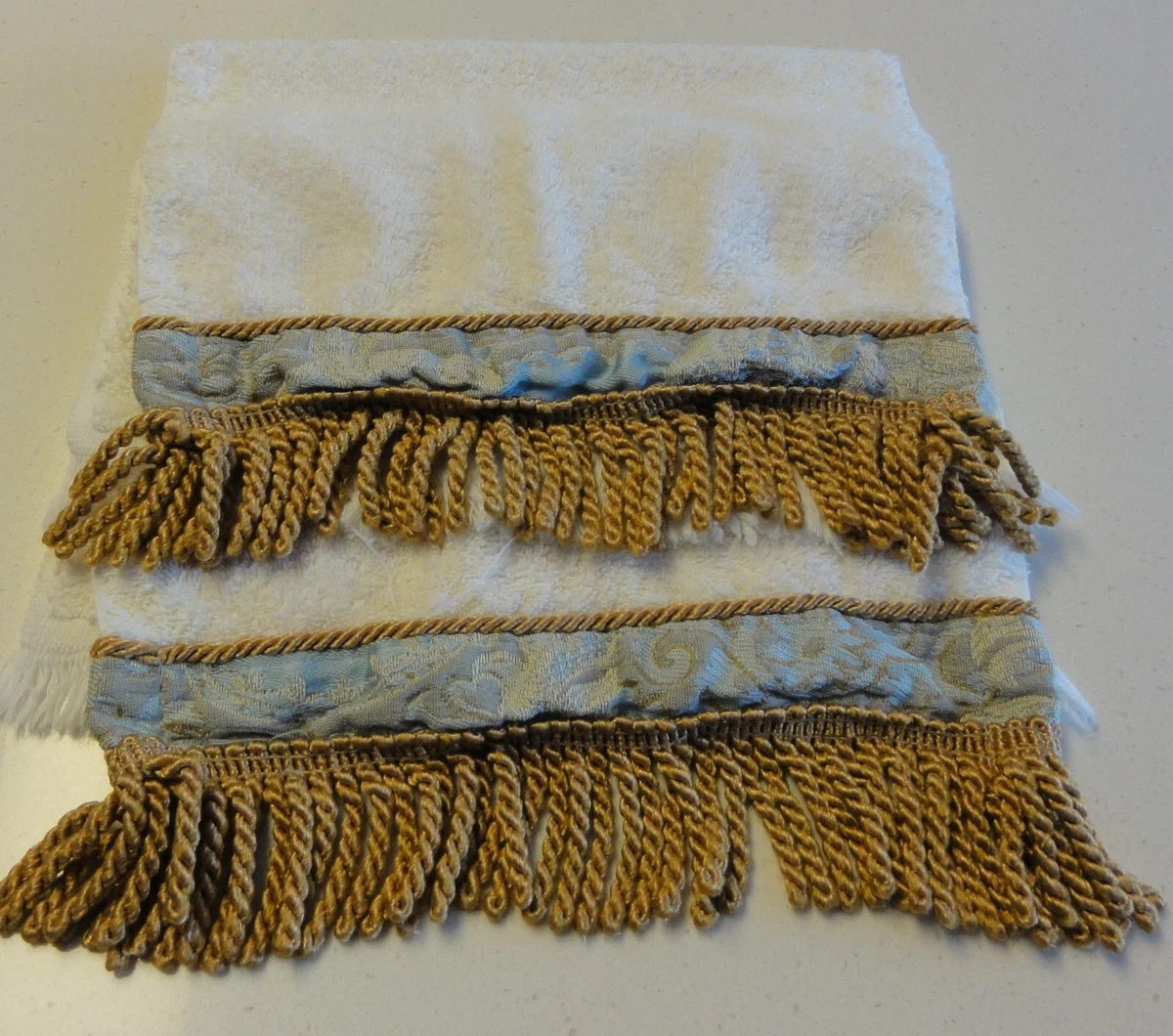 Embellished bath towels deals