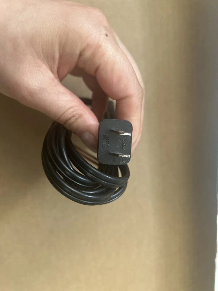 VOLEX 2-Prong 6-Feet ME301S VAC7 E62405SP Black Cable Power Cord - Image 2 of 3