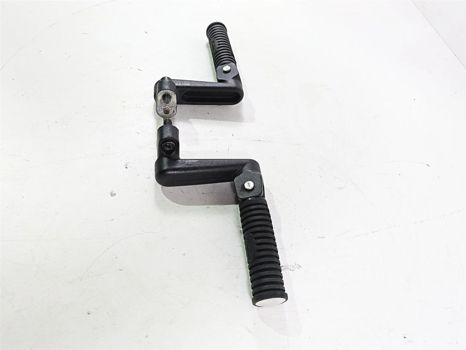 Indian Chieftain Limited 2018 juego de clavijas de pie de pasajero trasero 5140869 5140870 Foto 3 de 4