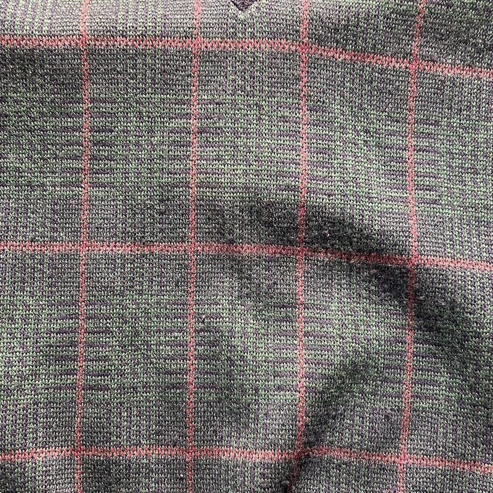 Club Room 100% Pure Wool Sweater Vest Green And Red Men’s Size Large - Image 2 of 4