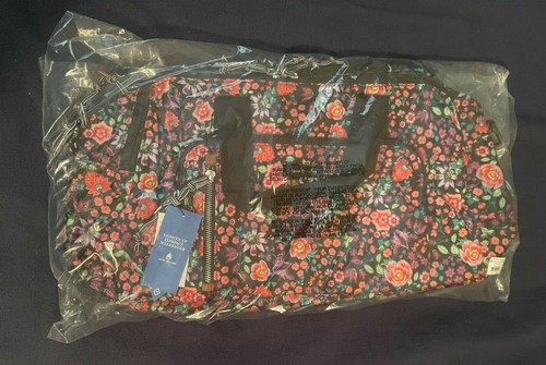 Vera Bradley Petite Vines Lighten Up 
