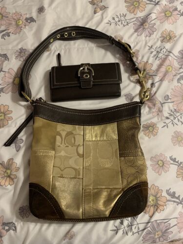 Authentic Coach Handbag Purse With Matching Walle… - image 1