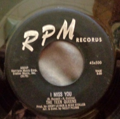 TEEN QUEENS 45 I miss you / Two loves & two lives RPM Doowop gL386