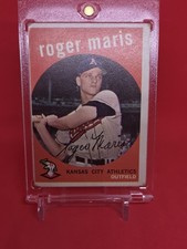 Roger Maris Cards and Autographed Memorabilia Guide 21
