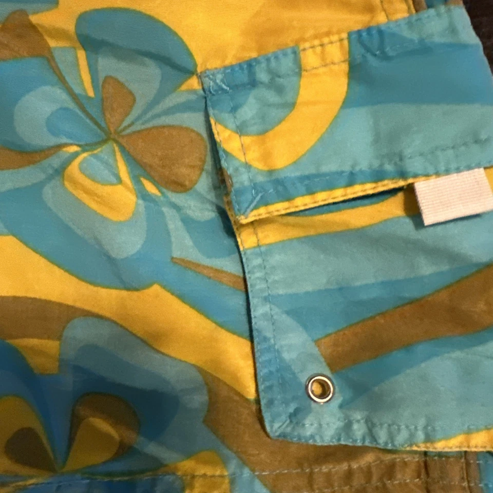 Vintage No Boundaries Blue Green Floral Board Shorts M Y2K Swim Pool Beach - Image 2 of 4