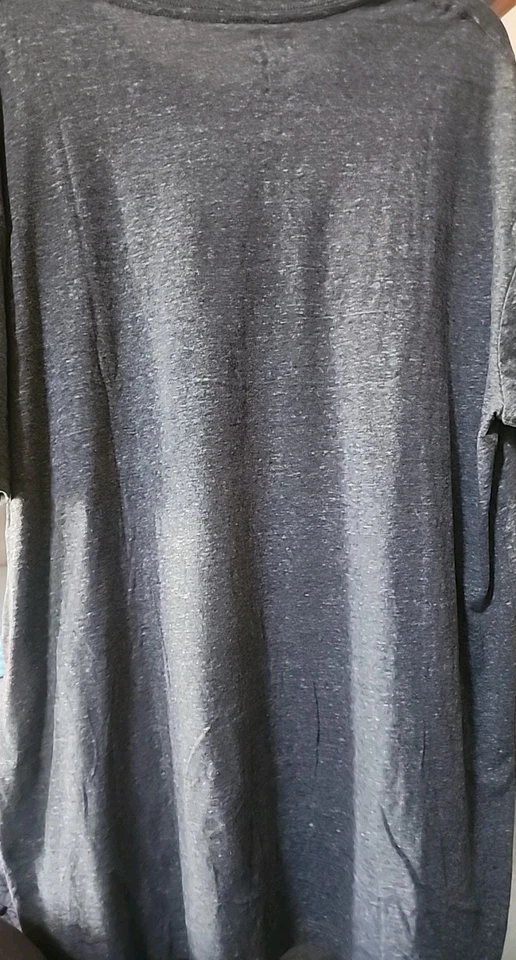 NUEVO CON ETIQUETAS Camiseta Retro Bob Dylan Gris Gráfico Logo Manga Corta 2XL Excelente B15  Foto 4 de 4