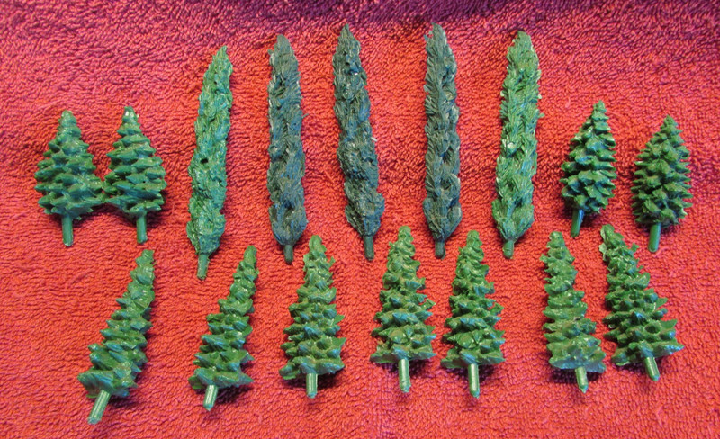 American Flyer, S Gauge All Aboard Pine Trees. 16 trees in assorted sizes, mint.