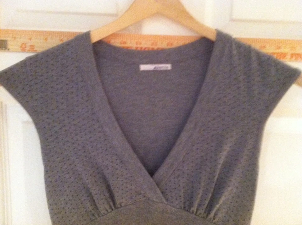 Vestido elástico Kensie Foto 3 de 4