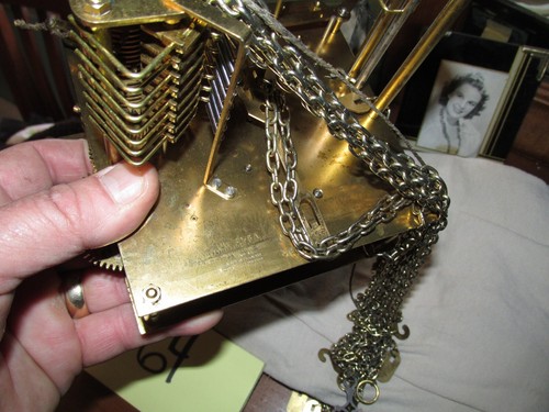 UW 32/8A Howard Miller Brass Clock Movement FOR PARTS/REPAIR, STATUS UNKNOWN - Picture 2 of 4