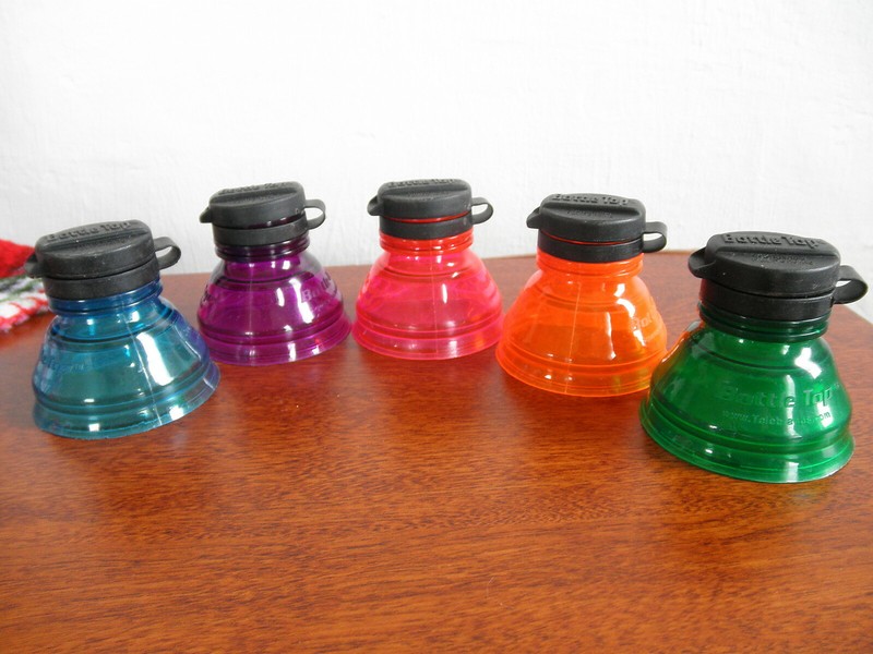 Unique Lot 5 BOTTLE TOP Lid Beer Soda Pop CAN Cover It NO Bugs Asst. Colors COOL