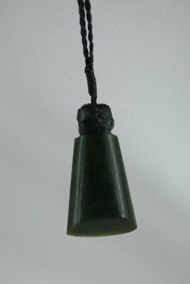 Maori Jade Carving   ADZE   TOKI  Neuseeland  Amulett