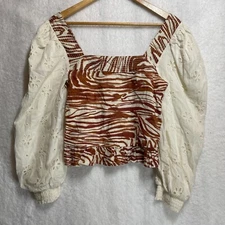 Love The Label Blouse Size Small Ivory Brown Zebra Eyelet Pattern Puff Sleeves