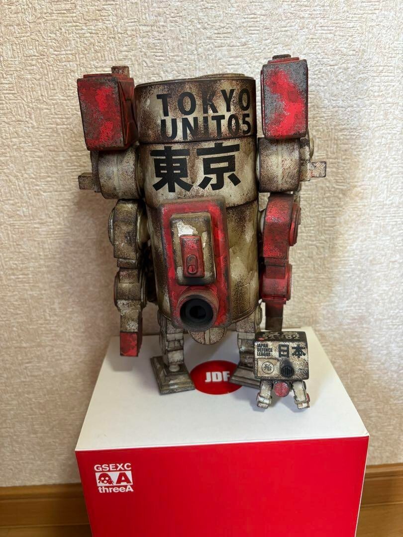threeA 3A wwrp JDF Large Martin and Square TOKYO UNIT05 threeA 3A wwrp JDF Large Martin and Square TOKYO UNIT05